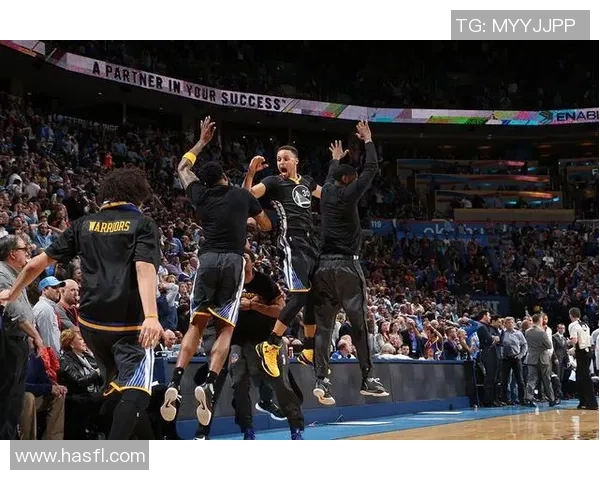 今天NBA精彩回顾雷霆对勇士的激烈对决录像分析与精彩瞬间分享 今天NBA精彩回顾雷霆对勇士的激烈对决录像分析与精彩瞬间分享